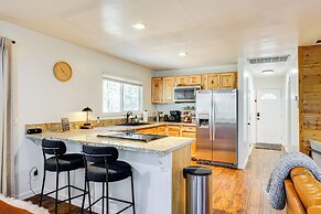 Access to Pine Mountain Lake: Family Cabin w/ Deck