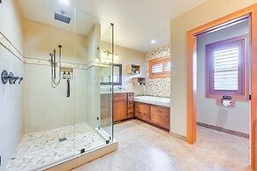 Gorgeous Home w/ Mt Rainier Views: 4 Mi to Poulsbo