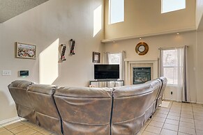 Fenced Yard & Grills: Peaceful El Paso Home!