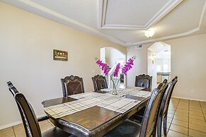 Fenced Yard & Grills: Peaceful El Paso Home!