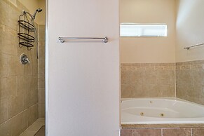 Fenced Yard & Grills: Peaceful El Paso Home!