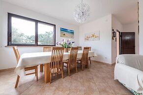 Amazing Detached Villa for 8 Guests Near Stintino
