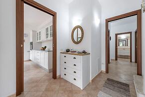 Amazing Detached Villa for 8 Guests Near Stintino