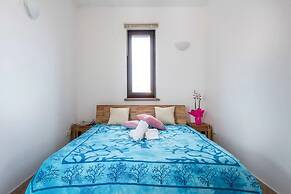 Amazing Detached Villa for 8 Guests Near Stintino