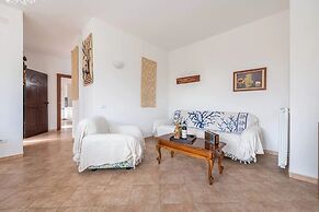 Amazing Detached Villa for 8 Guests Near Stintino