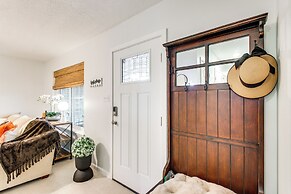 5 Mi to Museum of the Great Plains: Home w/ Patio