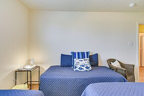 Walk to Gulf: Surfside Beach Home w/ Deck