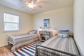 Walk to Gulf: Surfside Beach Home w/ Deck