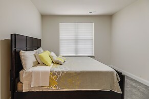 8 Mi to Bethany Beach: Delaware Family Home