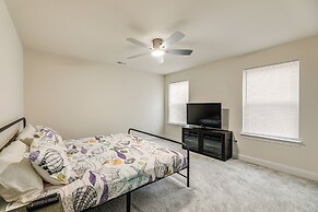 8 Mi to Bethany Beach: Delaware Family Home