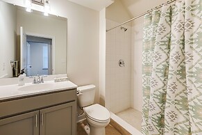 8 Mi to Bethany Beach: Delaware Family Home