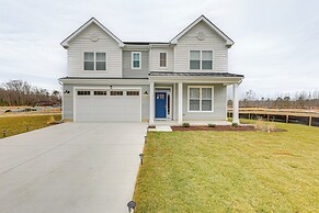 8 Mi to Bethany Beach: Delaware Family Home