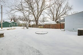 1 Mi to Lambeau Field: Residential Home w/ Yard