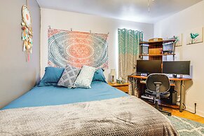 1 Mi to Lambeau Field: Residential Home w/ Yard