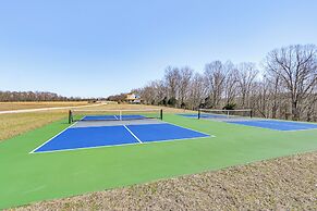 Spacious Home in Paradise Grove Nolin Lake!