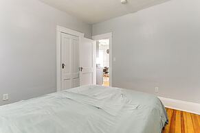 2 Mi to Governor Notte Park: Apt w/ Balcony!