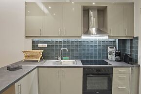 Just Home in Kalithea