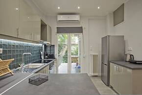 Just Home in Kalithea