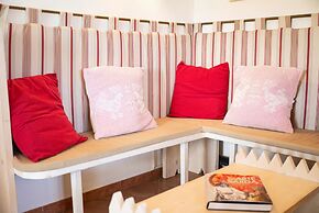 Lovely Cottage With Private Wide Garden Near Orosei