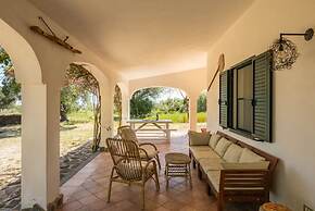 Lovely Cottage With Private Wide Garden Near Orosei