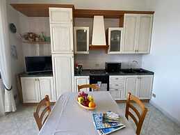 Breathtaking Seaview Apartment in Porto Torres