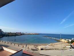 Breathtaking Seaview Apartment in Porto Torres