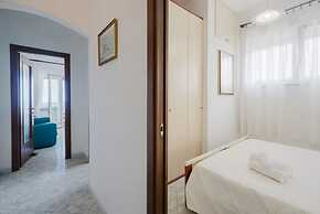 Breathtaking Seaview Apartment in Porto Torres