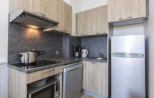 Chic Parkside Apartment