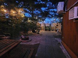 #1 ~ Modern Hunting One Room Cabin ~ Wheelchair Accessible Cabin