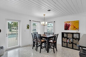 Fisherman's Gem 2 Bedroom Home