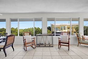 Casa De Sunshine 2 Bedroom Home