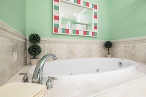 Sunset Island - 39 Fountain Drive West 3f 3 Bedroom Condo