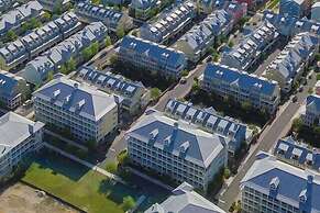 Sunset Island - 39 Fountain Drive West 3f 3 Bedroom Condo