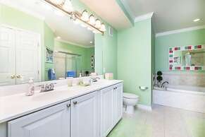 Sunset Island - 39 Fountain Drive West 3f 3 Bedroom Condo