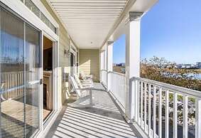 Sunset Island - 39 Fountain Drive West 3f 3 Bedroom Condo