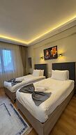 Lions Hotel