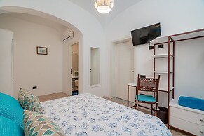 Sorella Luna Room Boutique