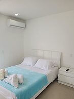 Apto 414 Ocean Drive Crespo Cerca al Mar