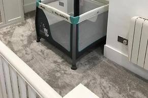 Spacious1br-6guests-walktoshops-fastwifi