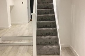 Spacious1br-6guests-walktoshops-fastwifi