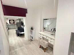 Spacious1br-6guests-walktoshops-fastwifi