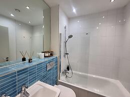 City Centre Chic Apartment With 2 Bedrooms