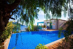 Asfiya Sea View Hotel