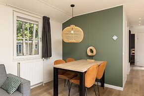 Chalet With a Dishwasher, in a Car-free Park