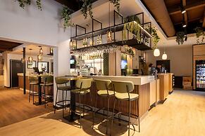 Chalet With a Dishwasher, in a Car-free Park