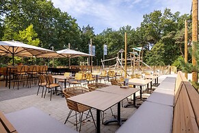 Chalet With a Dishwasher, in a Car-free Park