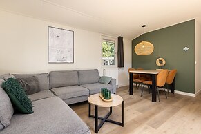 Chalet With a Dishwasher, in a Car-free Park