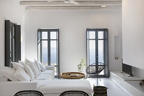 Houses G Y in Kardiani Tinos