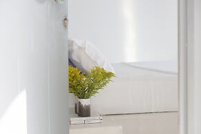 Houses G Y in Kardiani Tinos