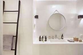 Houses G Y in Kardiani Tinos